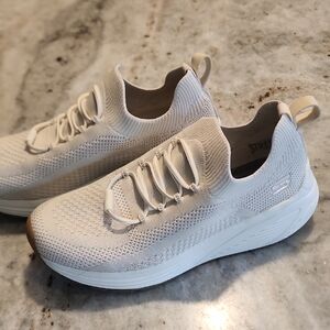 Stylish Cream Sneakers